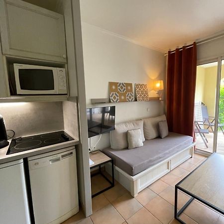 Studio 4 Personnes Golf International Pont Royal Mallemort Εξωτερικό φωτογραφία