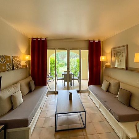 Studio 4 Personnes Golf International Pont Royal Mallemort Εξωτερικό φωτογραφία